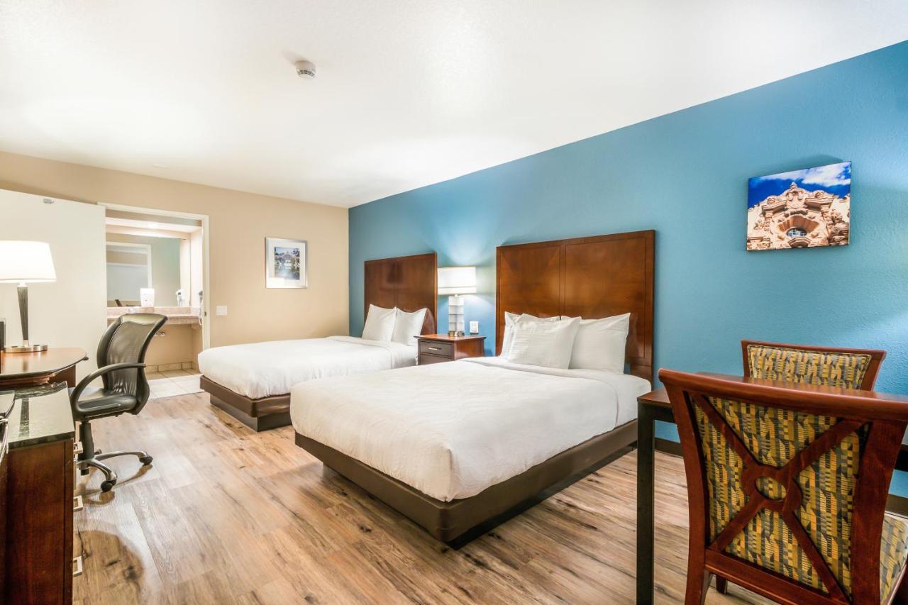 Hotel Hacienda At Ontario Ranch Экстерьер фото