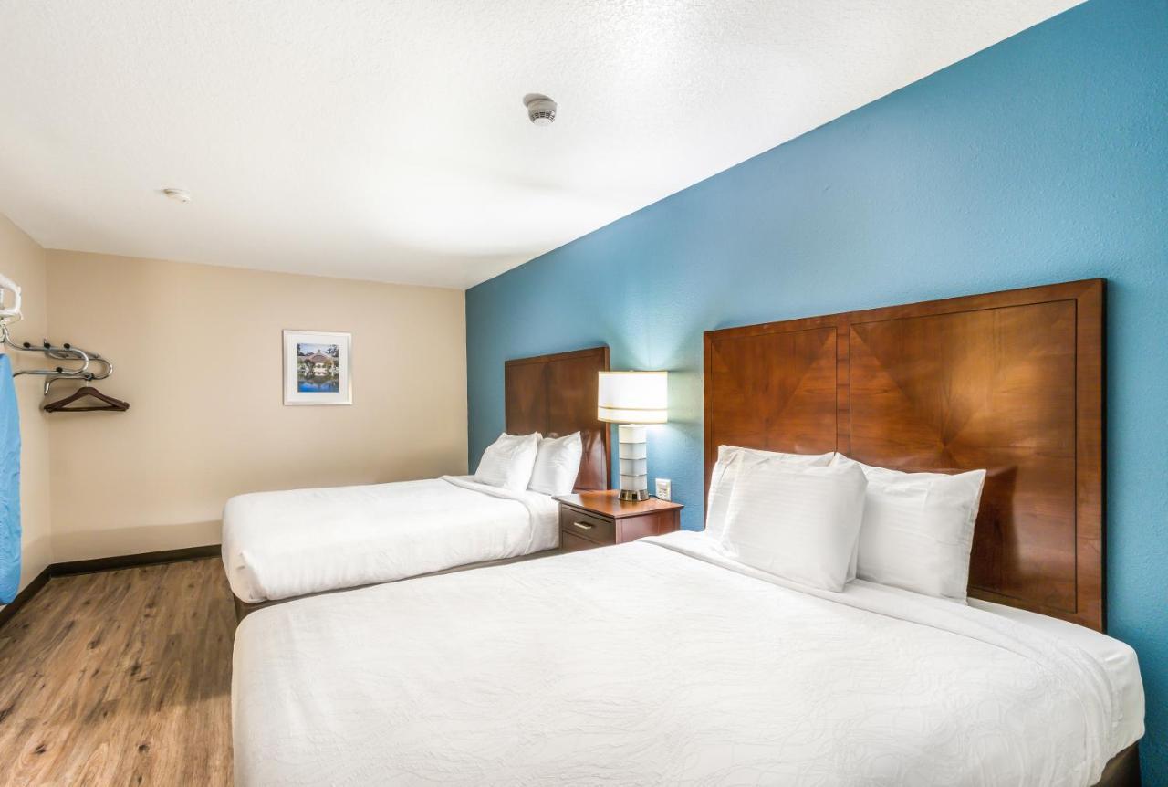 Hotel Hacienda At Ontario Ranch Экстерьер фото
