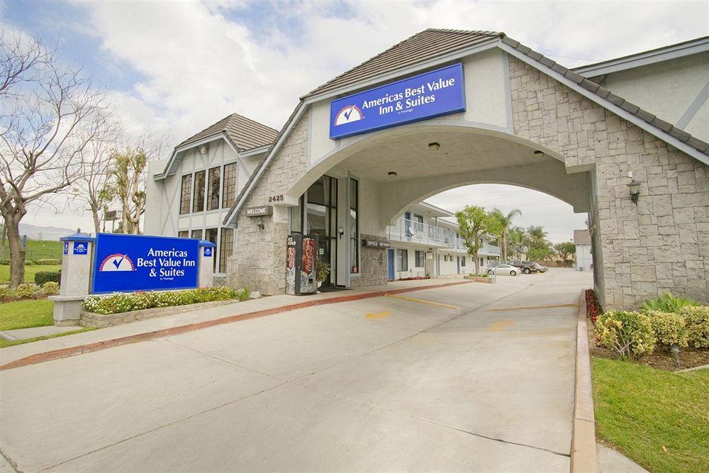 Hotel Hacienda At Ontario Ranch Экстерьер фото