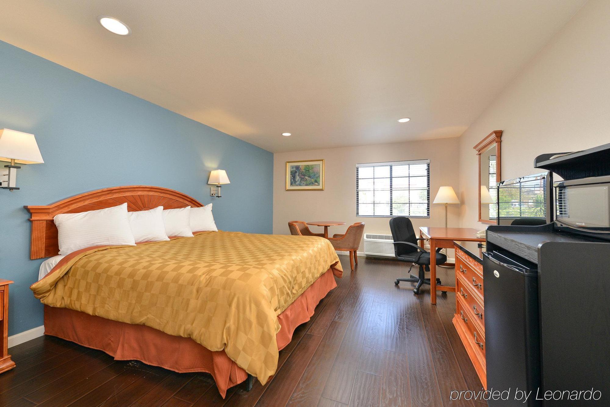 Hotel Hacienda At Ontario Ranch Экстерьер фото